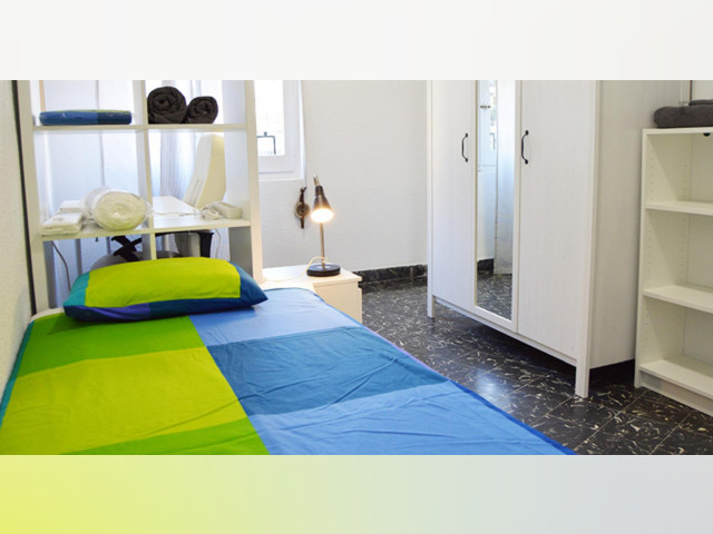 Spain furnished Room in Valencia, Valencia